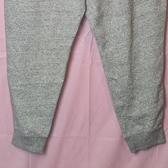 Old Navy Heather Gray Drawstring Waist Sweatpants with Pockets - Picture 6 of 10